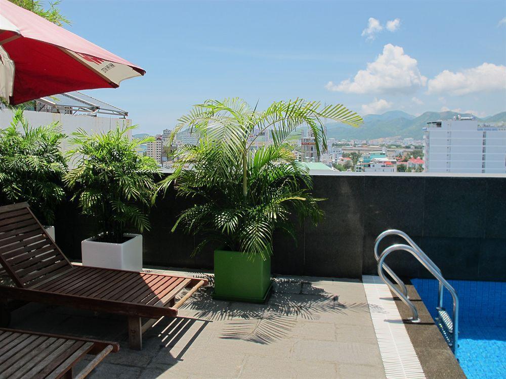 Nhi Phi Hotel Nha Trang Exterior foto