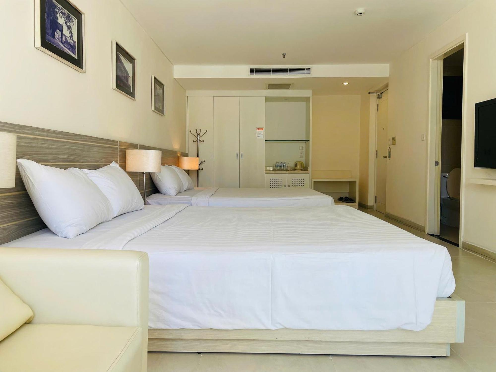 Nhi Phi Hotel Nha Trang Exterior foto
